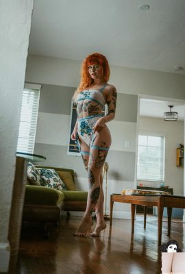 (Suicide Girls) প্রেমহীন – উপল