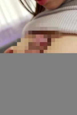 সায়ামা ইউই: প্লেইন চশমা সহ একটি মেয়ের প্রেমমূলক প্রচার সায়ামা ইউই (21 পি)