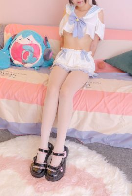 চৌলু – সেক্সি পায়ের আঙ্গুল (112 পি)