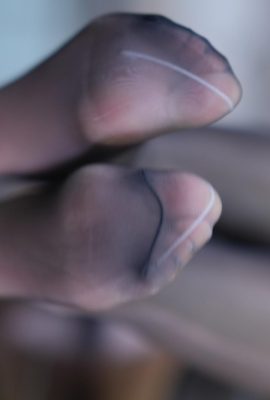 ওয়াং জিন ইয়াও সিলি ইয়াও (77 পি)