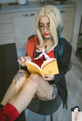 (Suicide Girls) জুন 21, 2025 – ক্যাটফোইস – এটি আপনাকে কীভাবে অনুভব করে (48 পি)