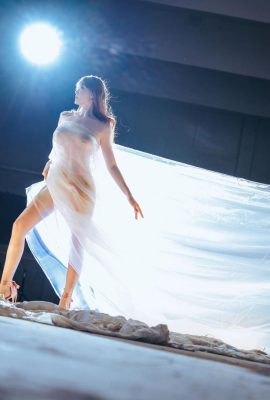 কিউ এবং করগি (জিয়া জিয়াওকিউ কিউকিউইউ) – এসএ (66 পি)