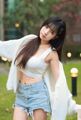 “ঝো ইপান” এর মিষ্টি চেহারা ভালবাসায় পূর্ণ… তার শরীর আকর্ষণীয় (10P)