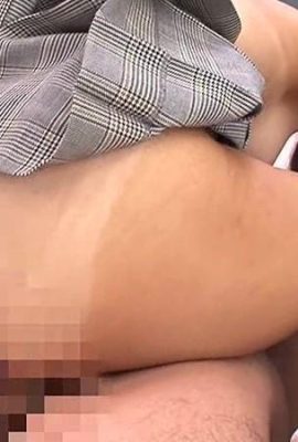 ইউনিফর্ম পরা কান্নাকাটি করা মেয়েদের জোর করে প্রবেশ করতে এবং বীর্যপাত করতে বাধ্য করা হয়েছিল, তাদের সবাইকে কাঁদিয়েছিল (20P)