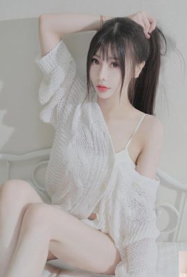 “ঝু ঝু” এর হট ফিগারের লোভ মানুষকে নিজেদেরকে বের করতে অক্ষম করে তোলে (10P)