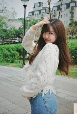 মিষ্টি মেয়ে “ডিঙ্গুই ভেনাস” তার ভাল ফিগার লুকিয়ে রাখে এবং অবাক করার জন্য এটি প্রকাশ করে (10P)