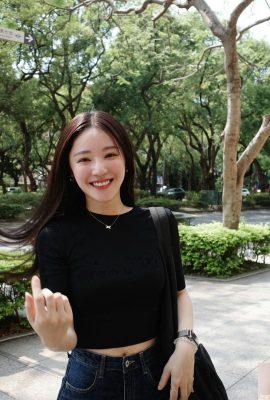 “An Jiexi” একটি পরীর মত একটি সুন্দর মুখ আছে. এটা দেখার পর কে নড়াচড়া করবে না? (10P)