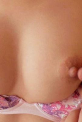 দীর্ঘ পা, পার্ট বাট এবং সুন্দর স্তন সহ চূড়ান্ত উচ্চ-সুদর্শন SSS-স্তরের সৌন্দর্য সত্যিই একটি জীবন-হুমকি স্টানার (18P)