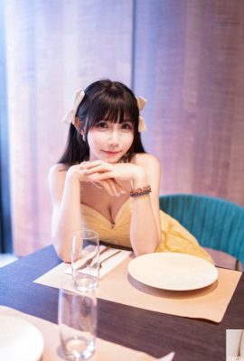 “Qiao Qiaoer QQE” জাদুকরী শরীরের অনুপাত সহ কমনীয় বৈদ্যুতিক চোখ তাই চি (10P)