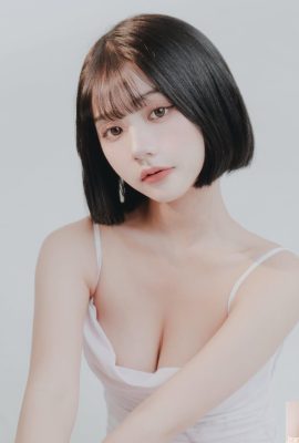 “Xiao Ruo” একটি পাতলা ফিগার আছে কিন্তু একটি ভাল ফিগার আছে… লোবানের সুগন্ধ শক্তিশালী (10P)